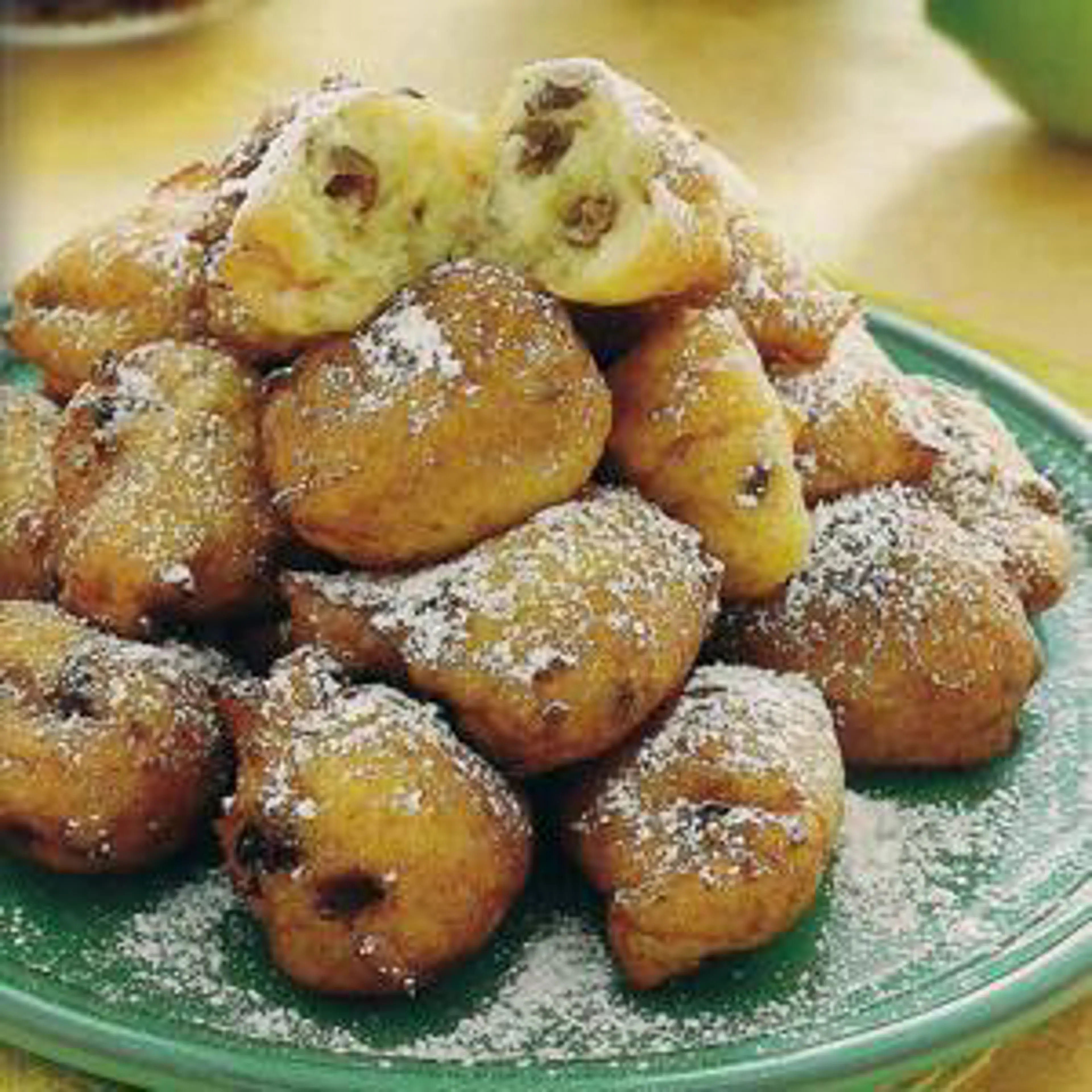Frittelle All'uvetta