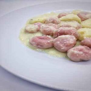 نيوكي روزا وغامبريتي