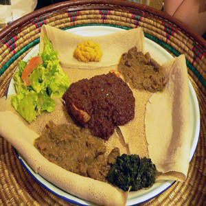 La foto della ricetta Injera di Tuduu adatta a Vegetariani, diete senza lattosio, diete senza glutine, pescetariani.