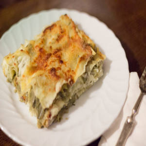 Lasaña con alcachofas