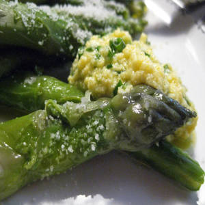 La foto della ricetta Asparagi All'acciuga di Tuduu adatta a Diete senza lattosio, diete senza glutine, pescetariani.