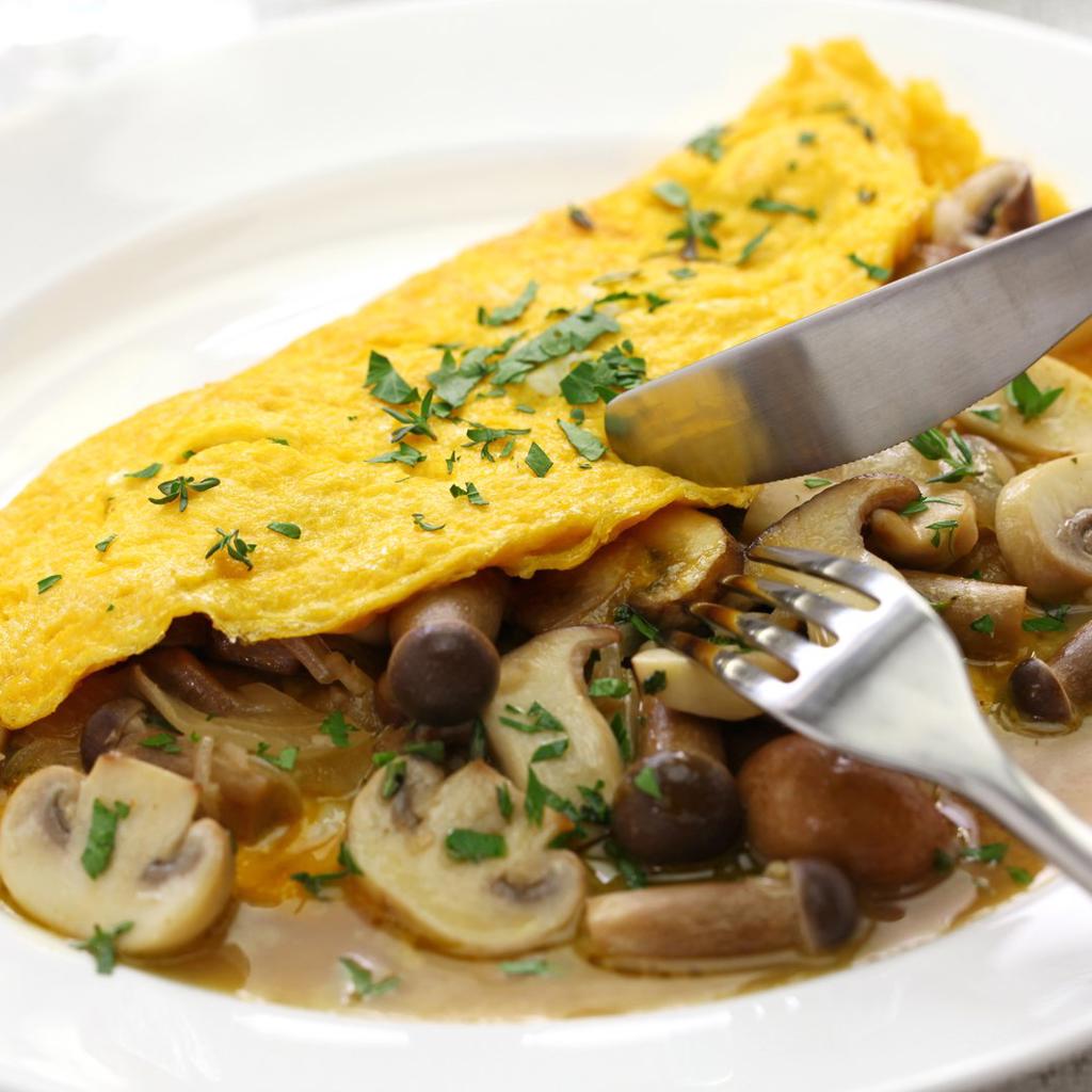Omelette gombával és curry-vel