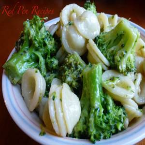 Orecchiette com Brócolos
