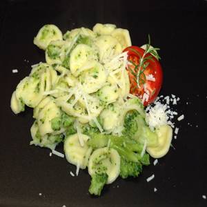 Orecchiette con broccoli