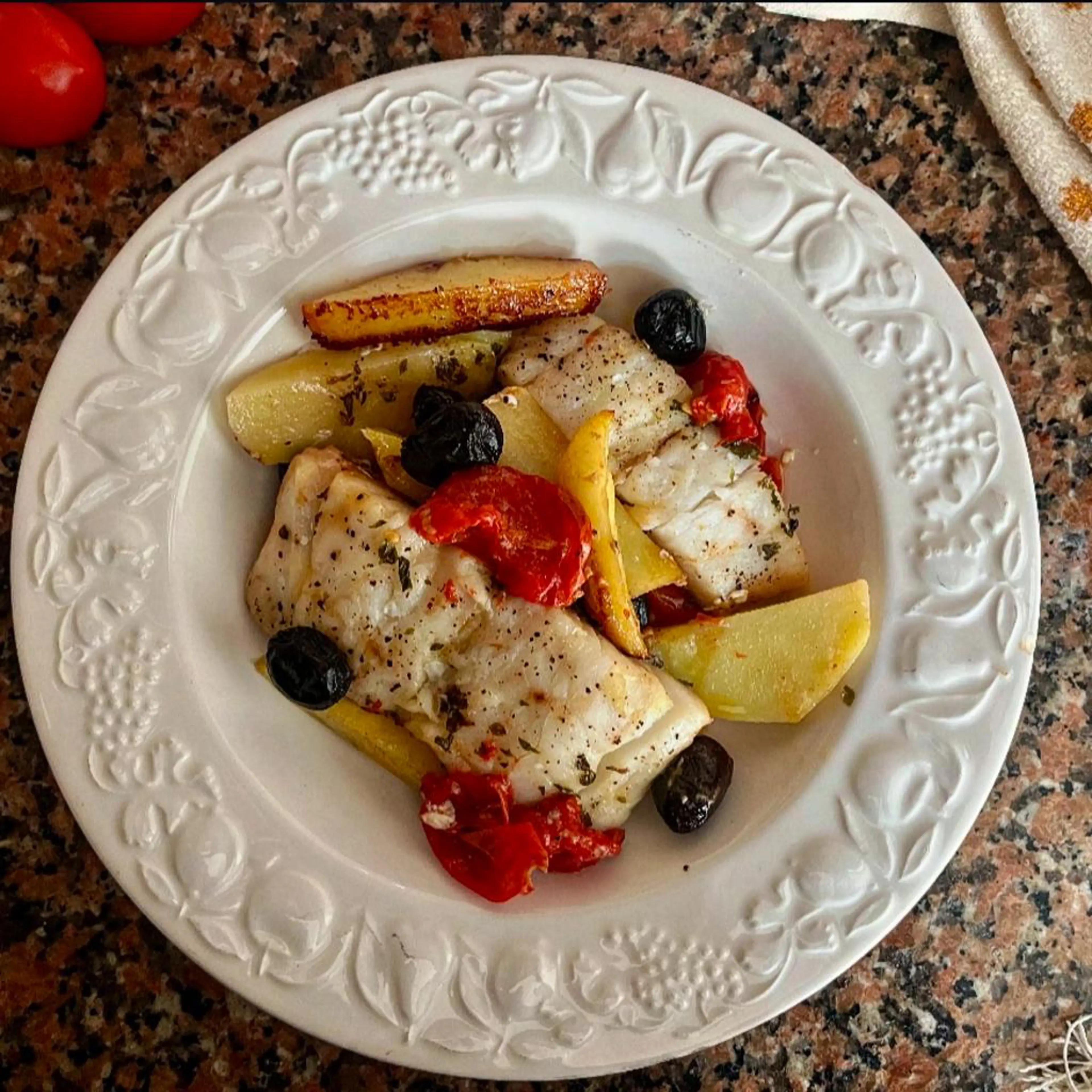 Баккала, запеченная с картофелем