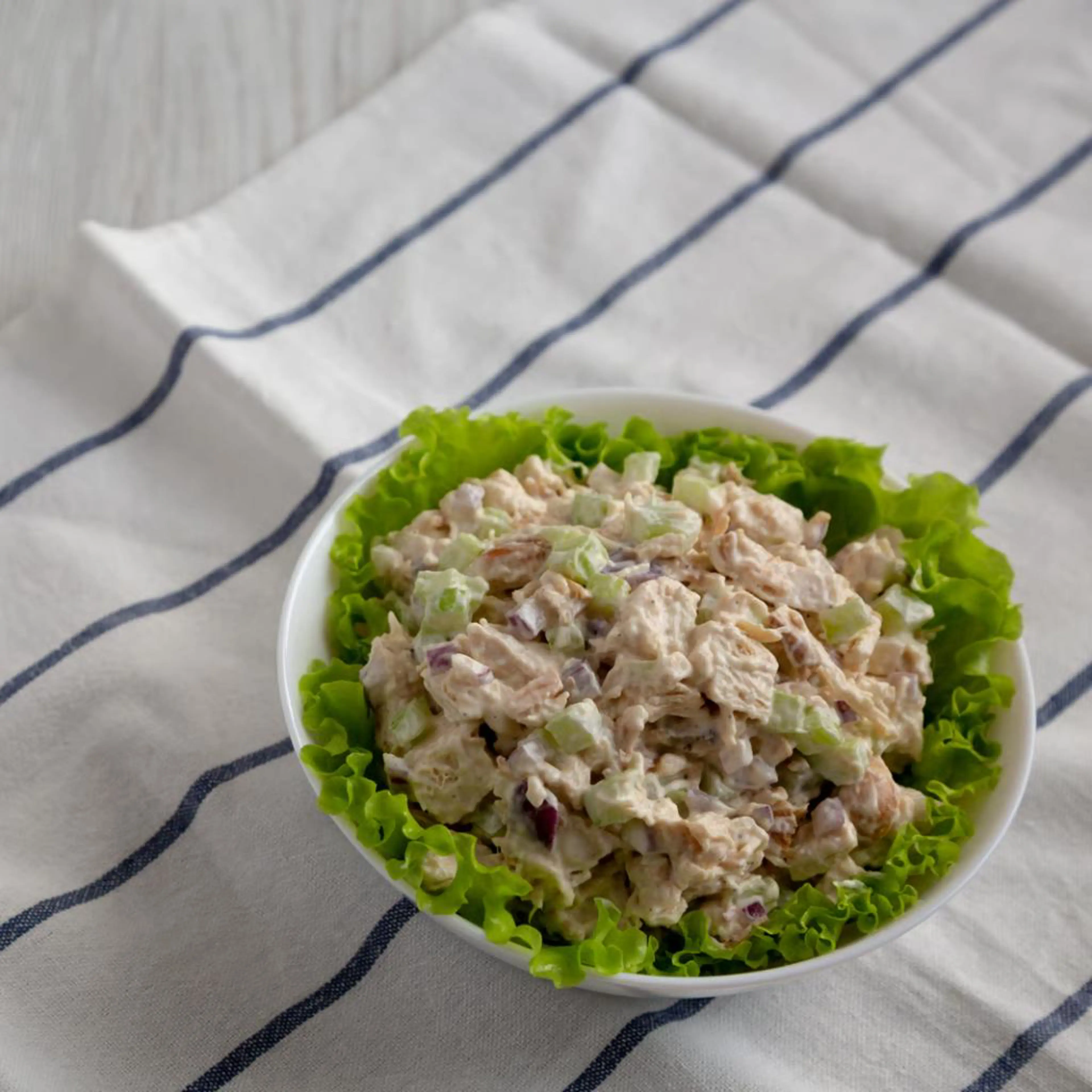 Kaltes Hähnchen mit Senf