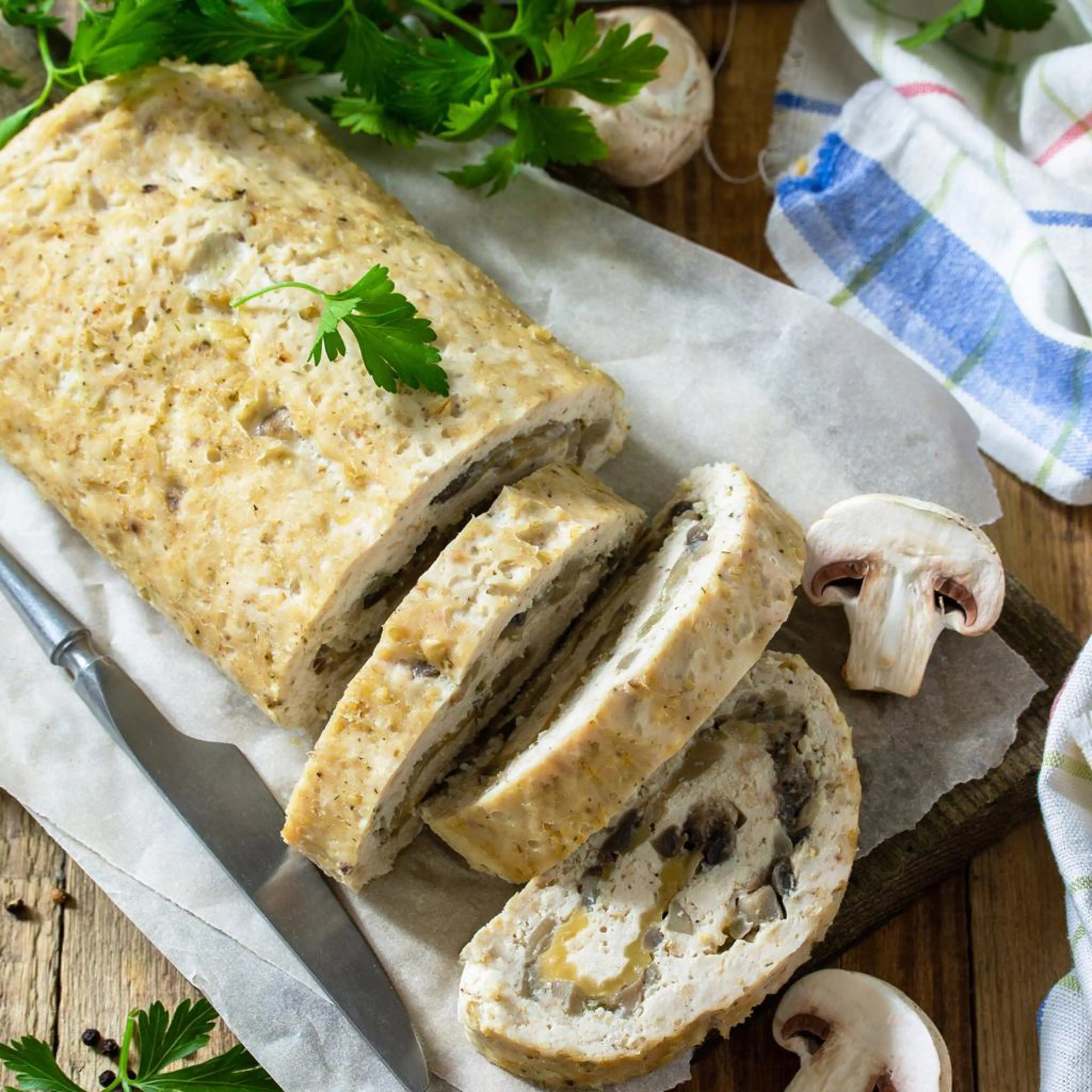 Gehaktbrood met paddenstoelen
