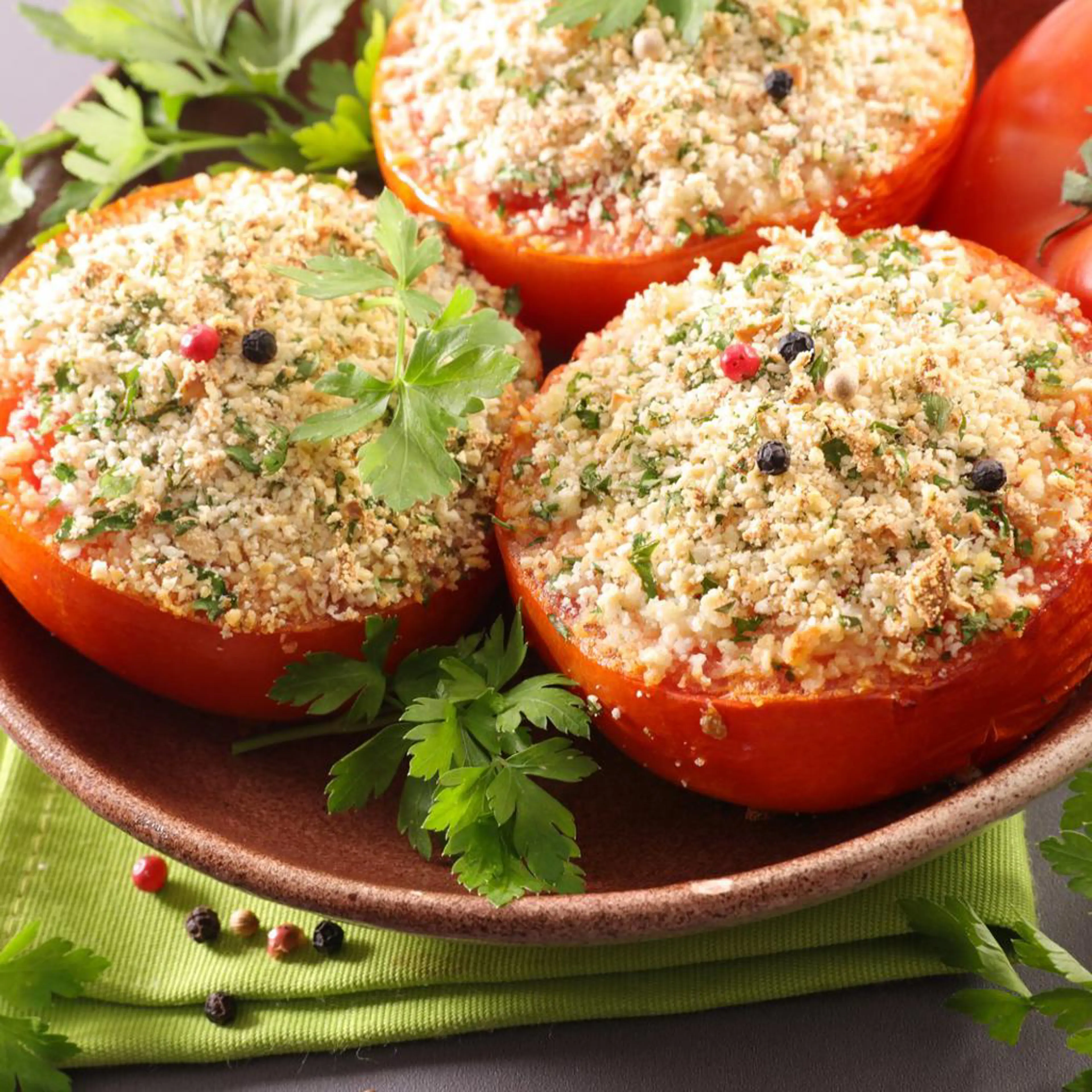 Tomates recheados com cuscuz