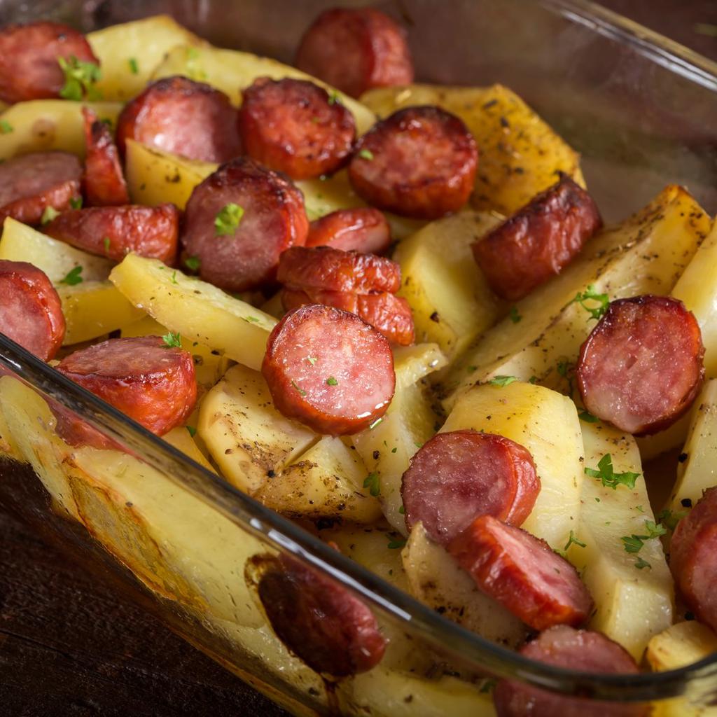 Fried Sausages with Potatoes