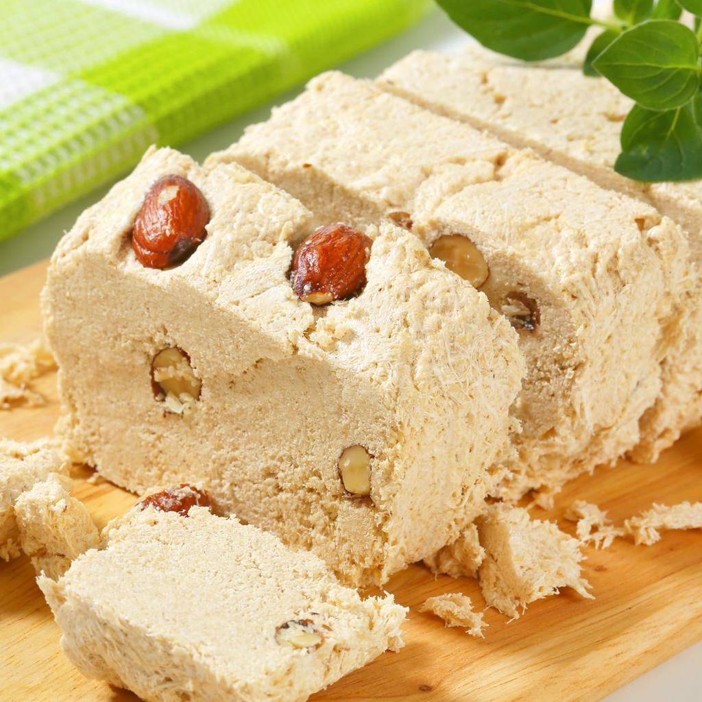 Semifreddo mit Torrone