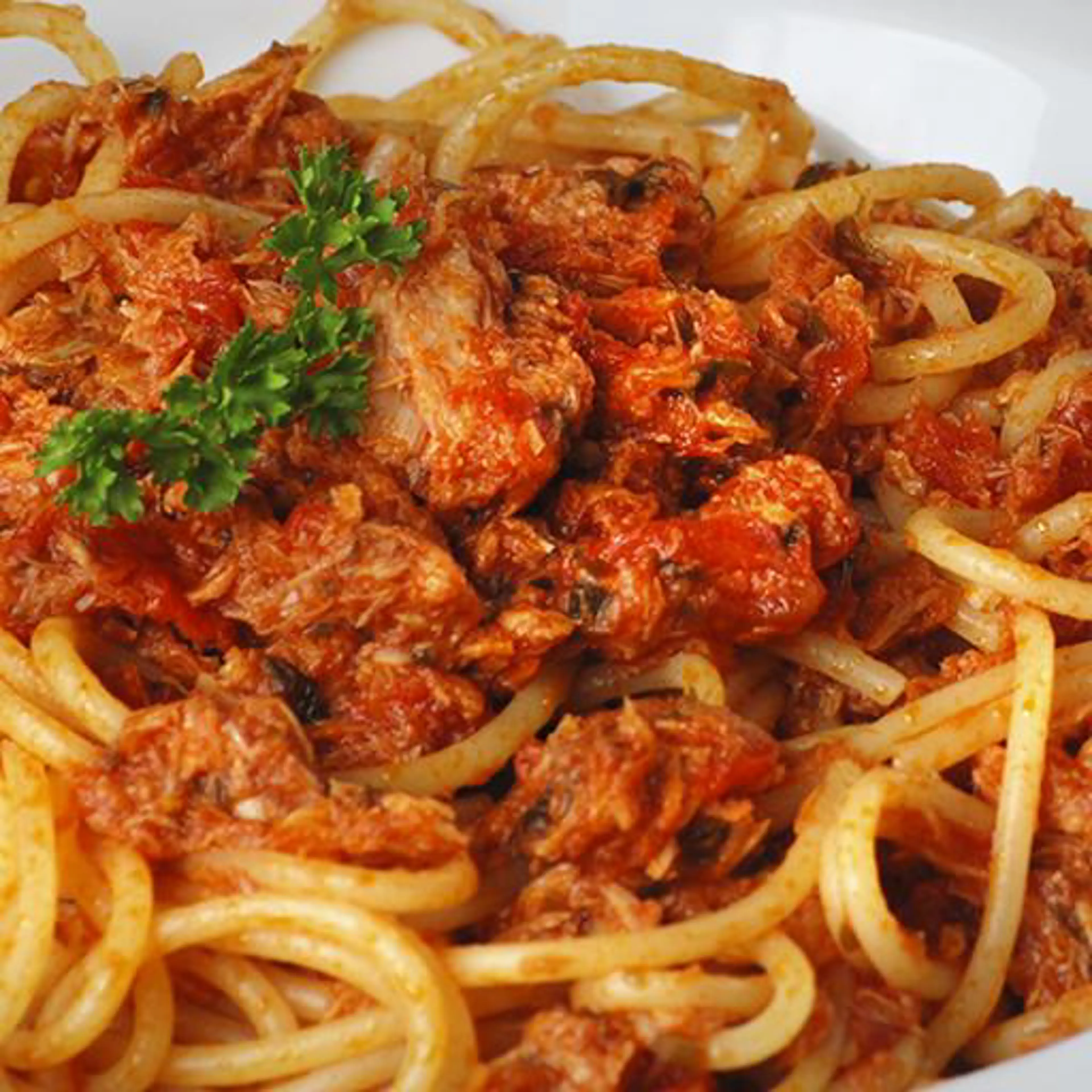 Spaghetti met tonijnragout
