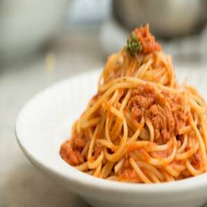 Spaghetti al sugo di merluzzo