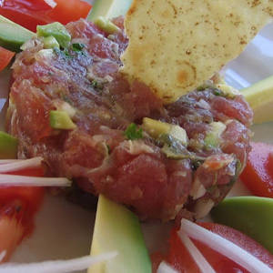 Tartara Di Tonno E Provolone