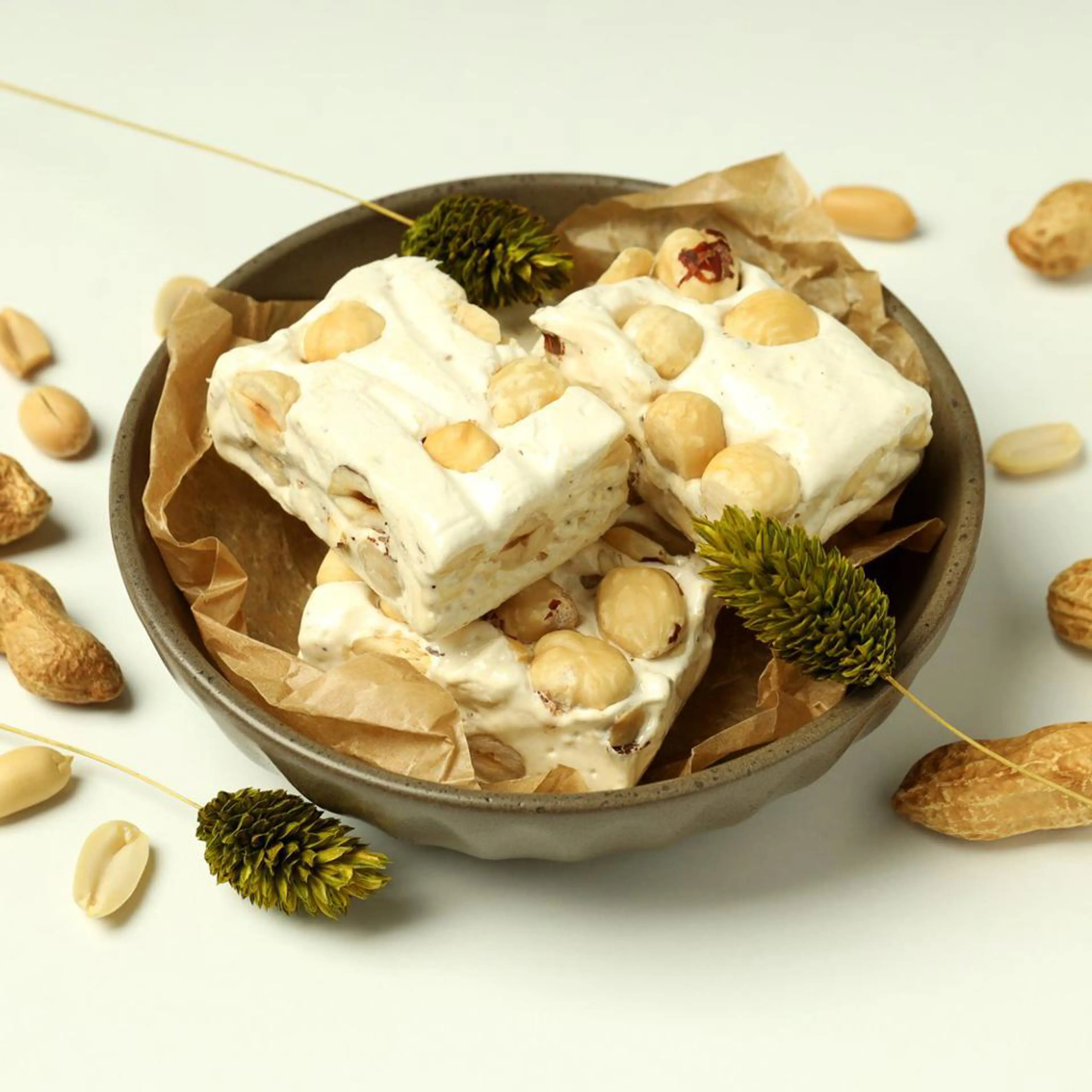 Erdnuss-Torrone-Stückchen