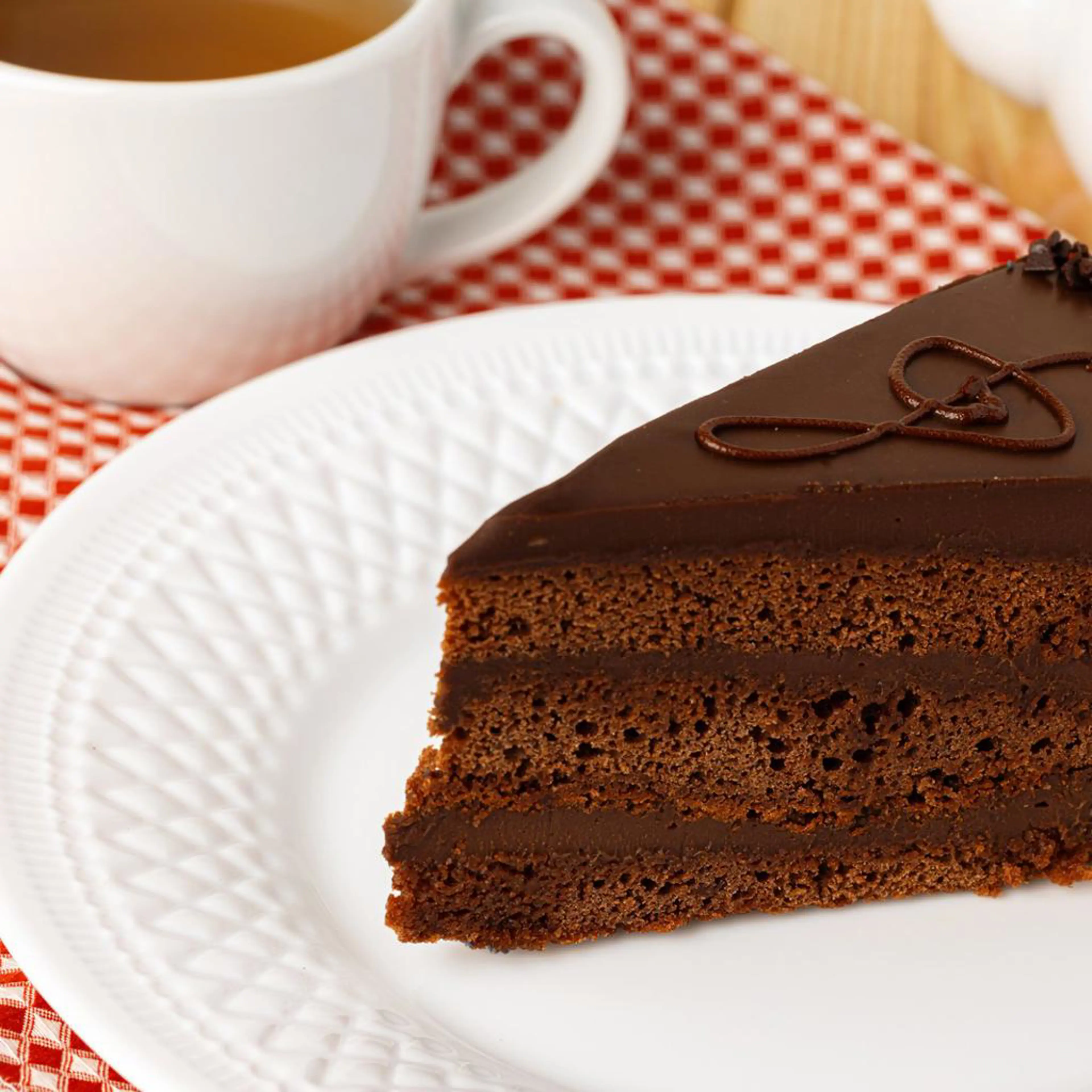 Nutellás Sacher torta