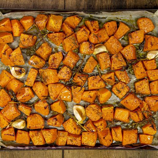 Запеченная тыква с картошкой