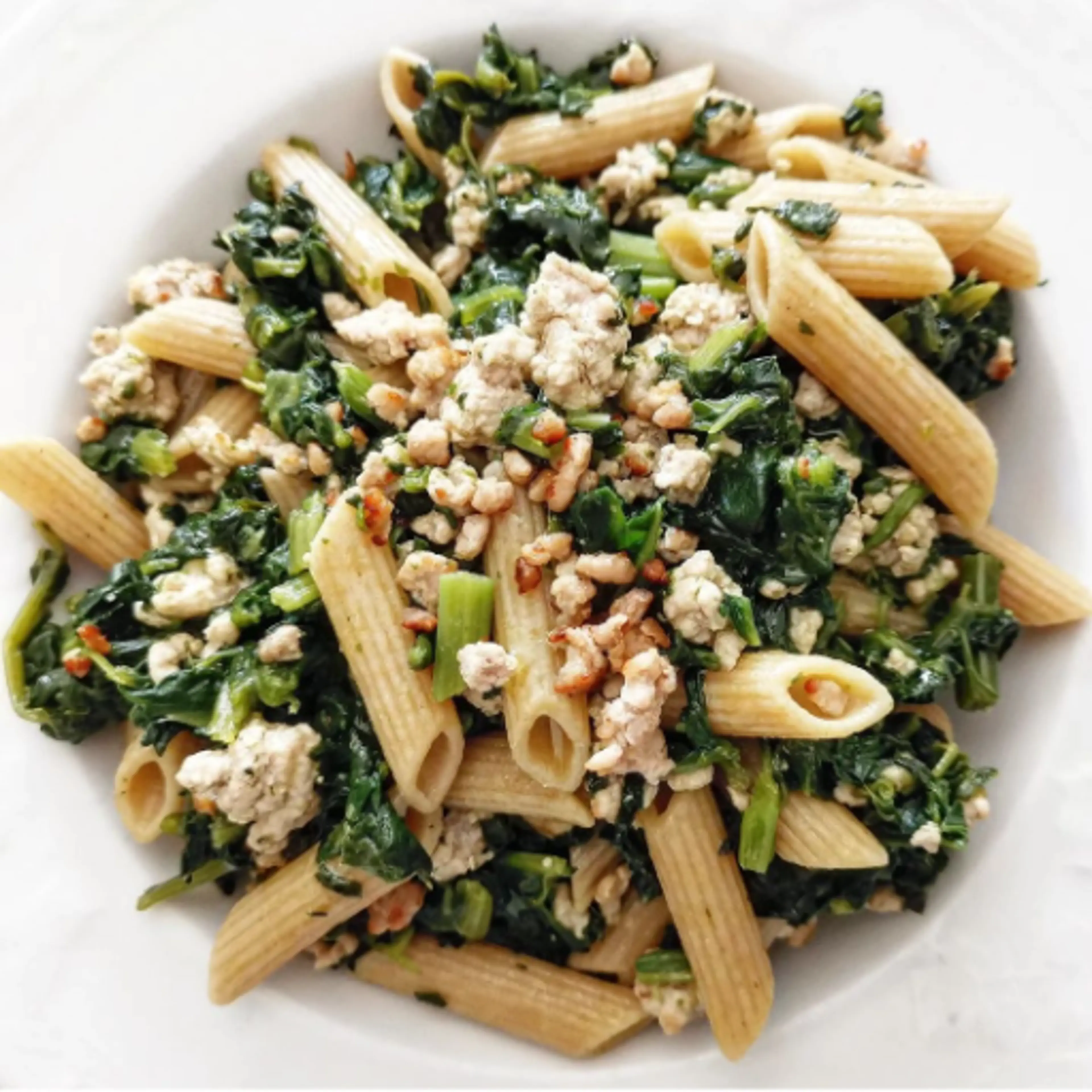 WHOLEWHEAT PENNE WITH TURKEY MINCE AND SPINACH
