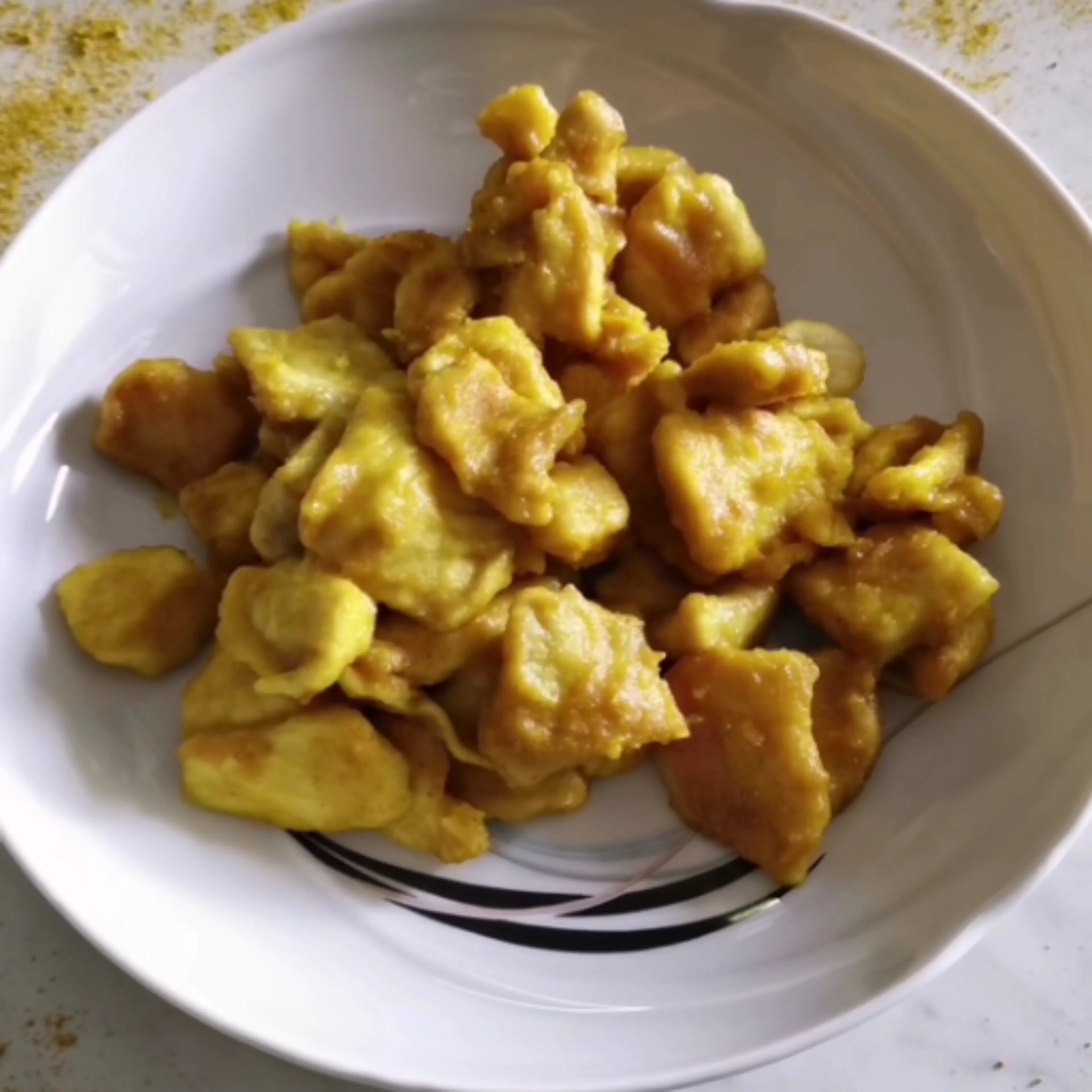 CURRY CHICKEN BITES