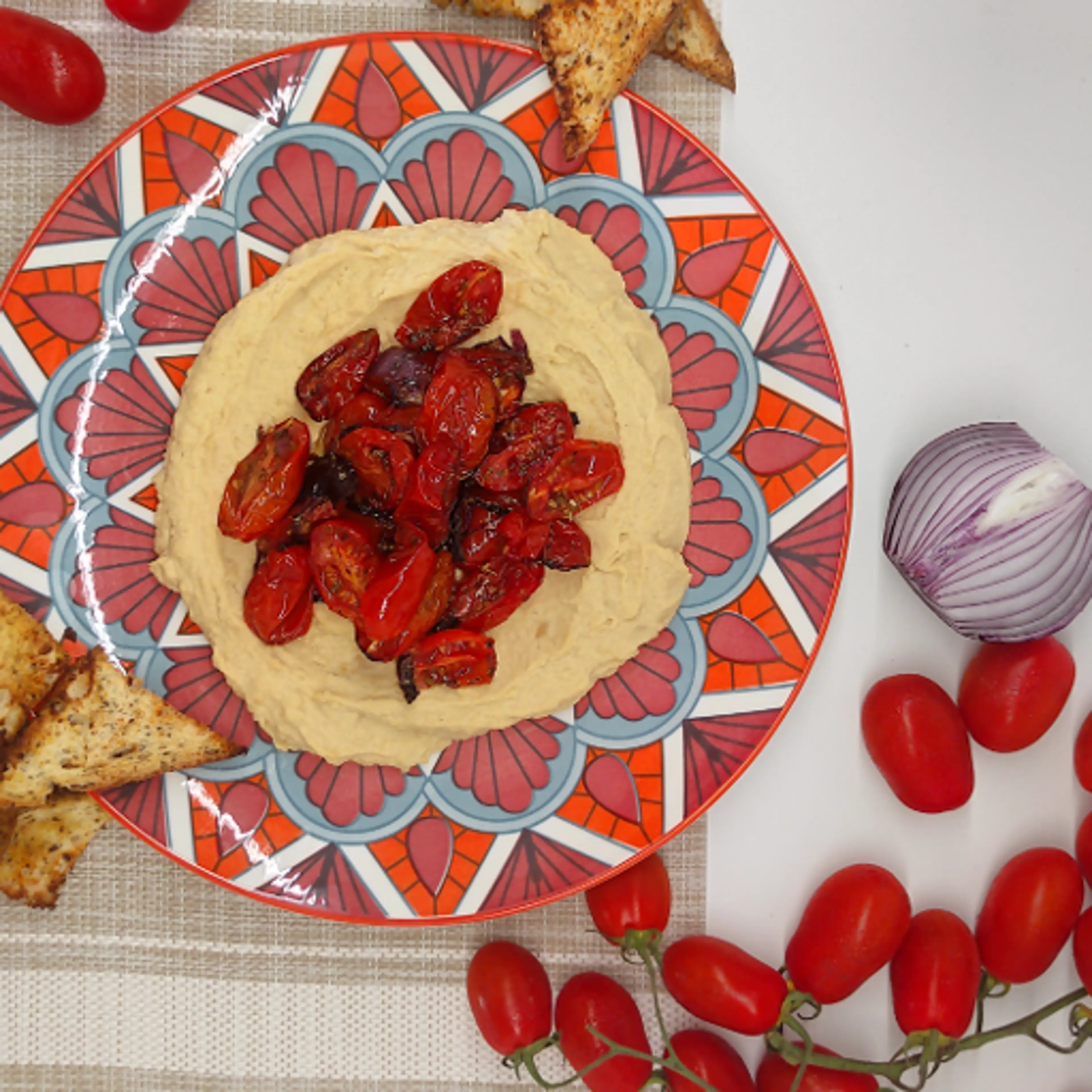 Hummus di ceci con pomodorini in air fryer