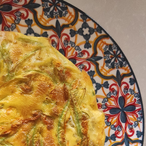 OMELETTE AUX FLEURS DE COURGETTE DANS LA FRITEUSE À AIR