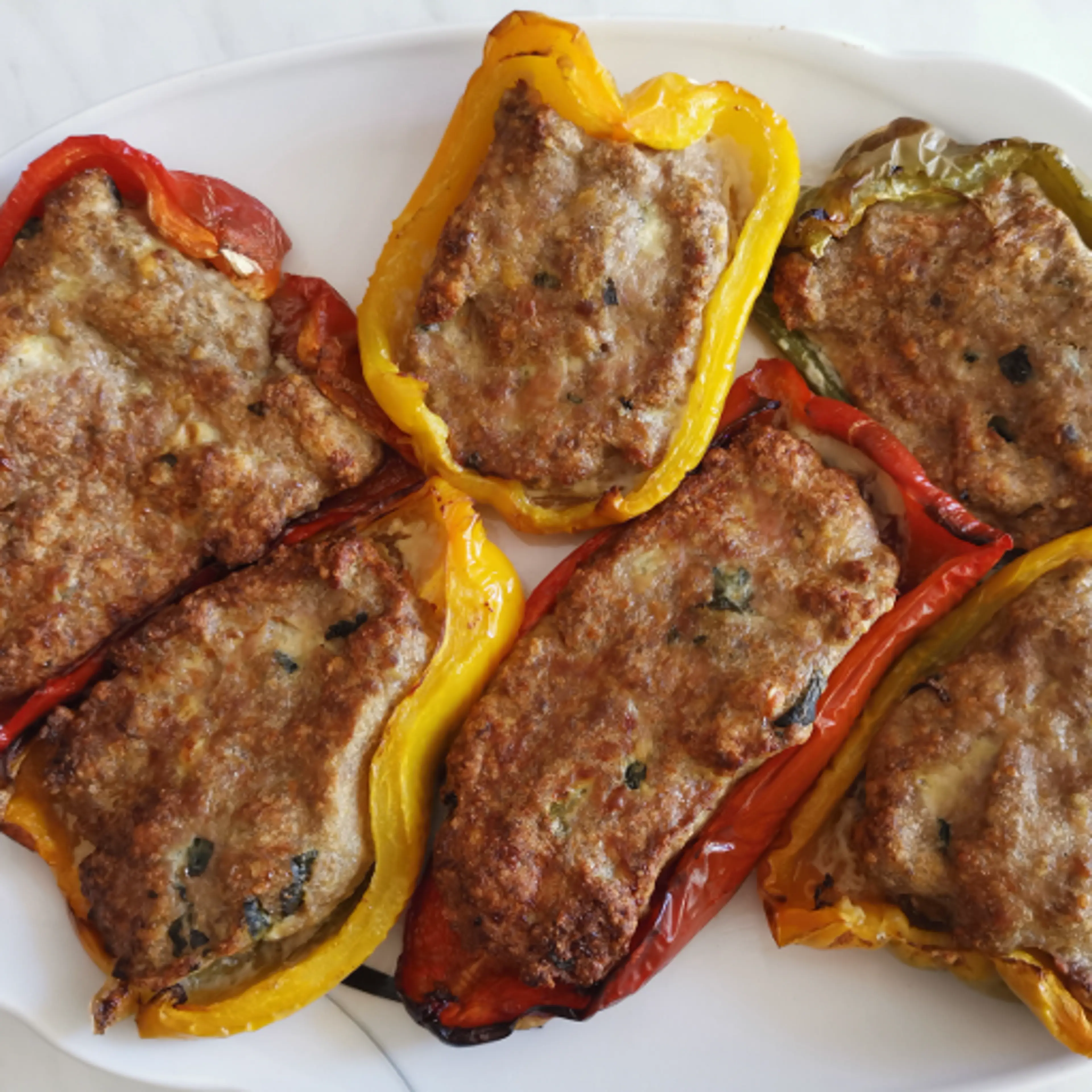 STUFFED BELL PEPPERS WITH MEAT