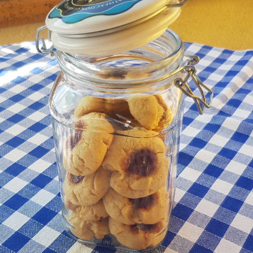 Hazelnut and Jam Cookies with the Bimby