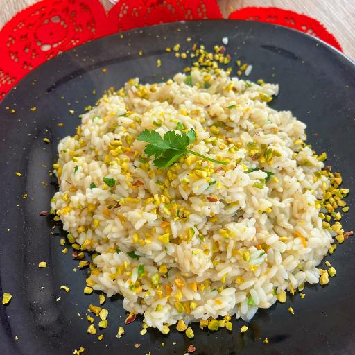 Risotto all’arancia con granella di pistacchi