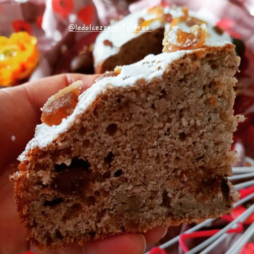 Torta de tâmaras e marron glacé sem lactose e sem glúten