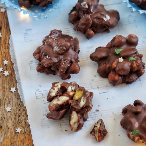 Bombons com frutas secas