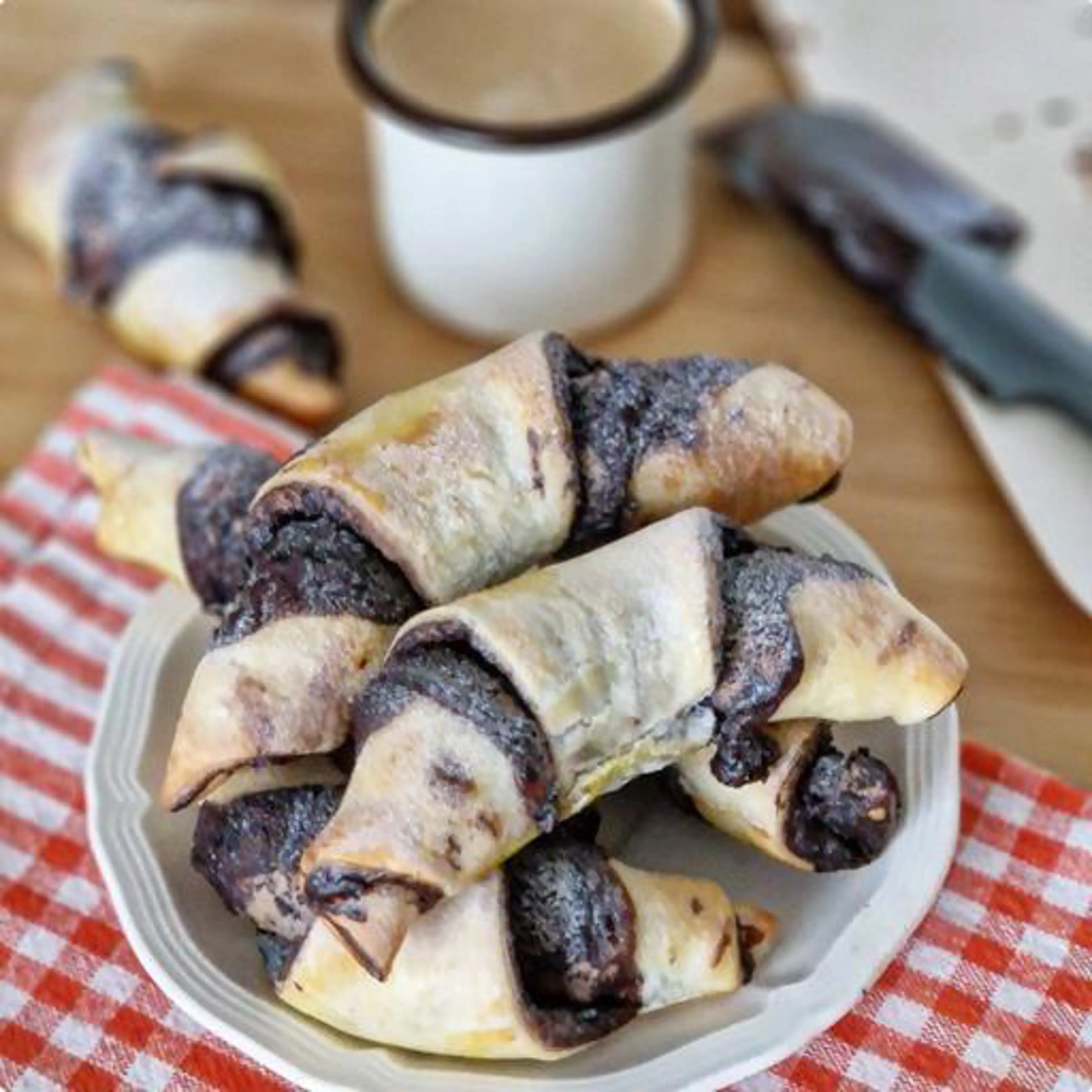 Круассаны с кремом из фундука