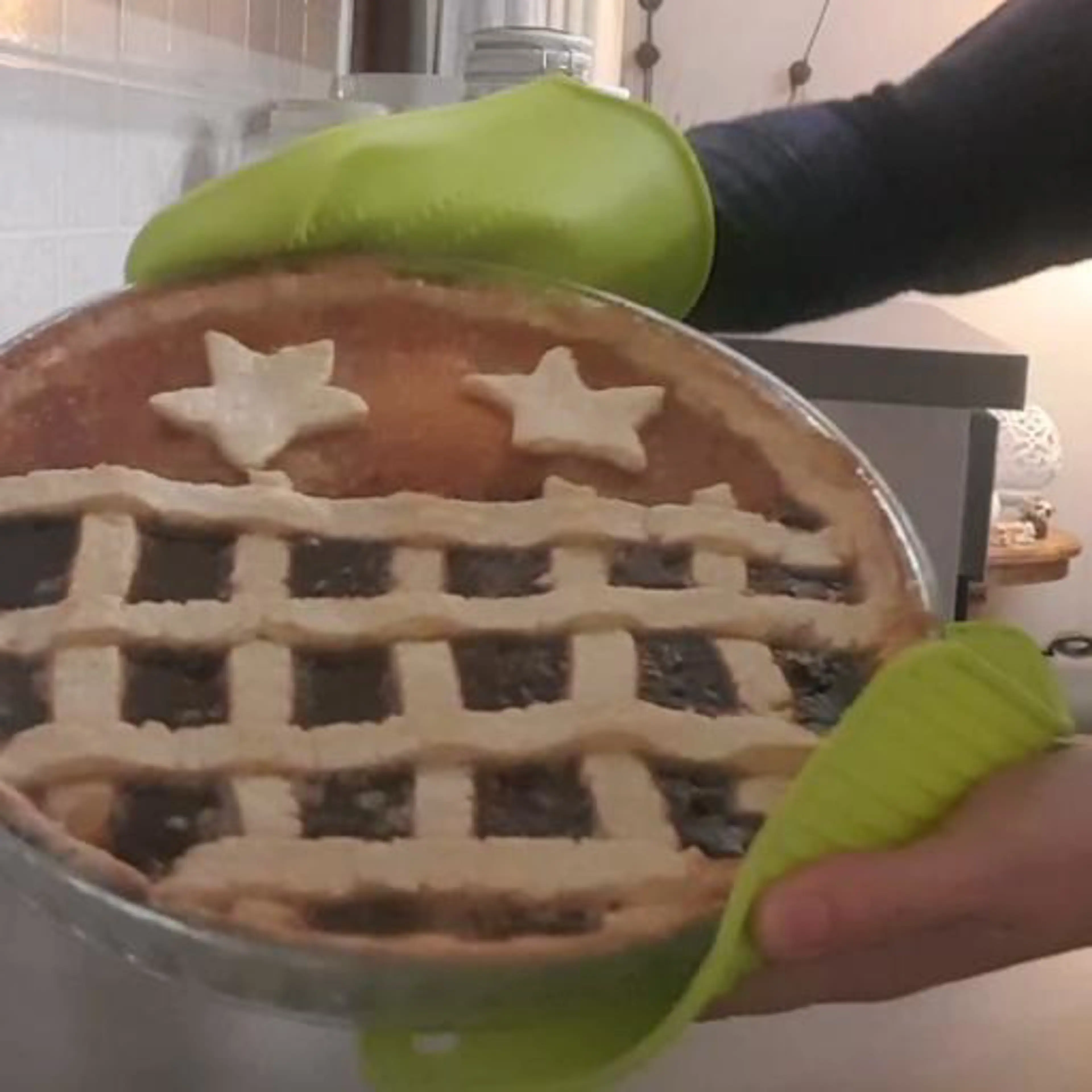 Two-tone tart