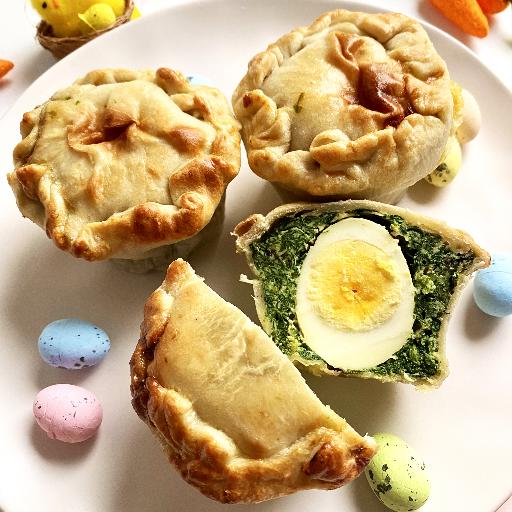 Mini single-serving Easter pies