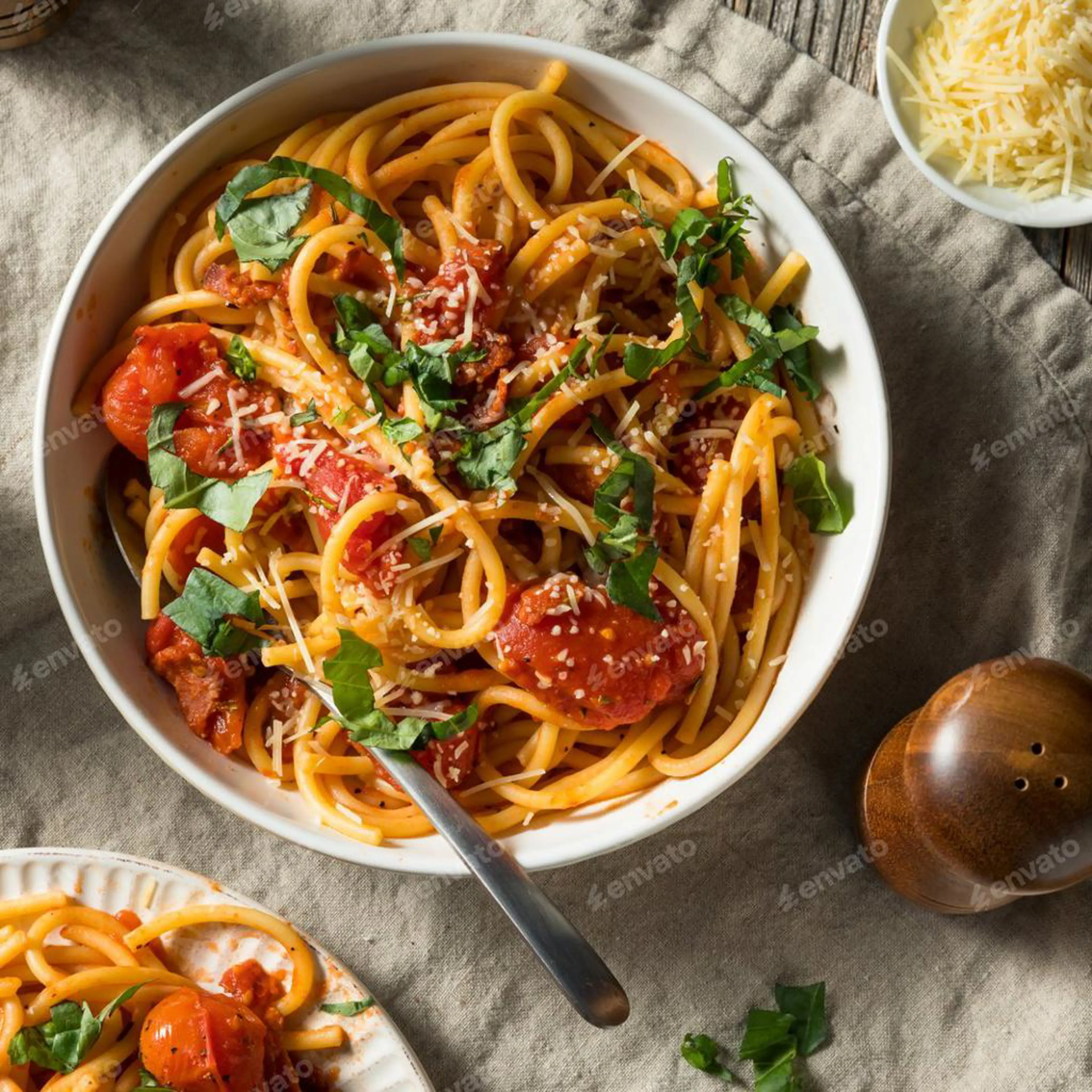Glutenvrije pasta met verse tomaat