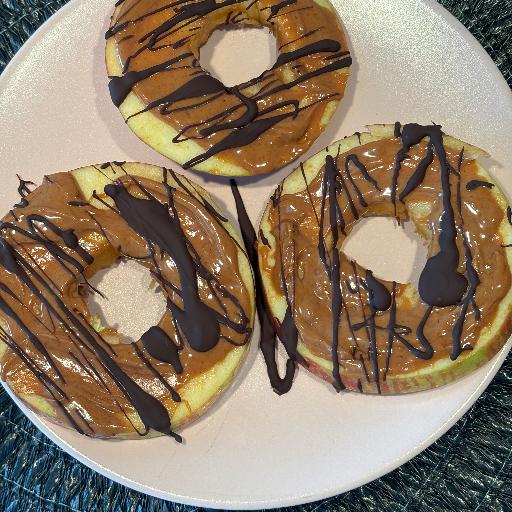 Äpfel und Mandelcreme