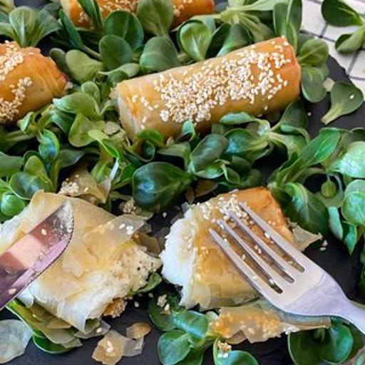 Feta Peynirli Filo Hamuru Ruloları