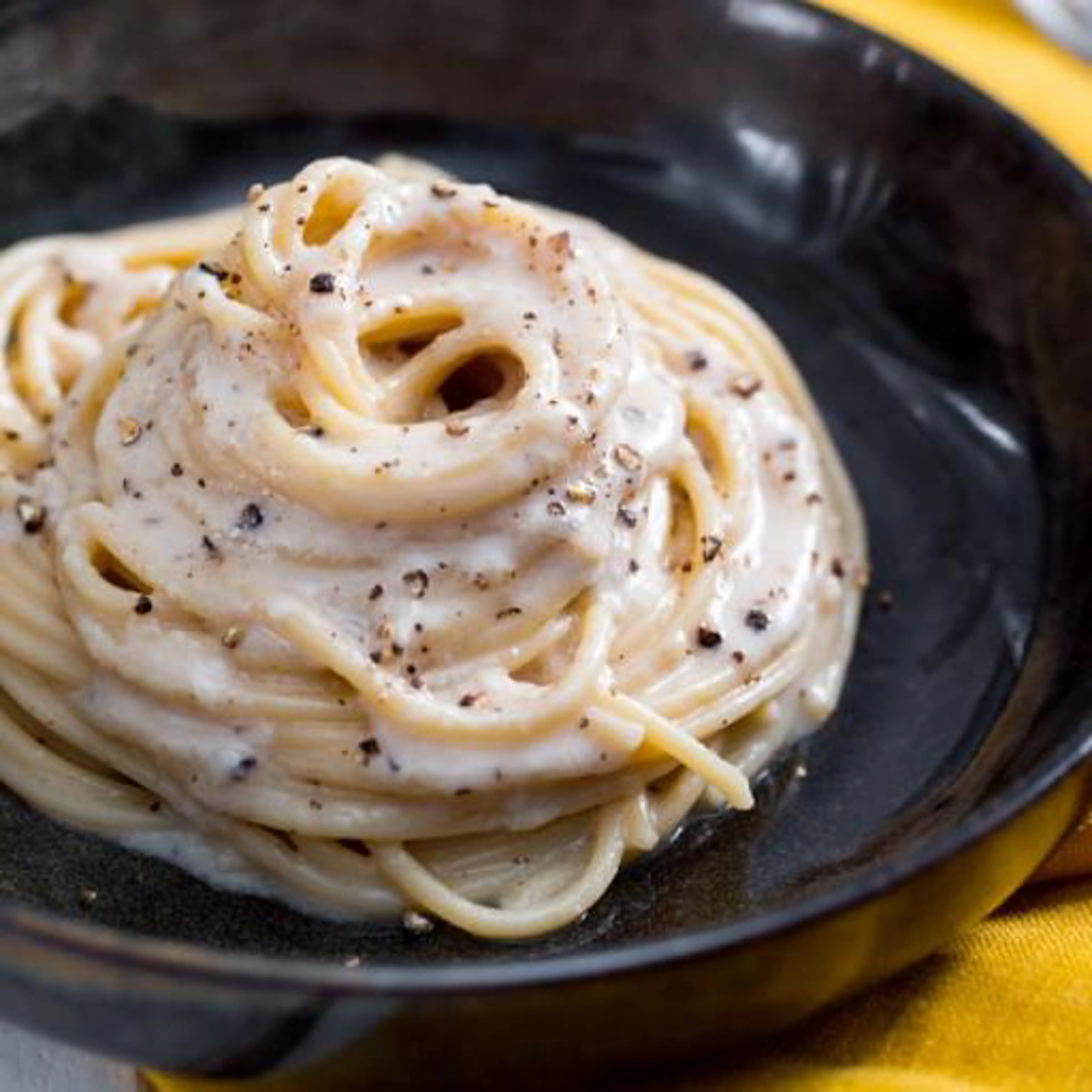 Spaghetti cacio e pepe