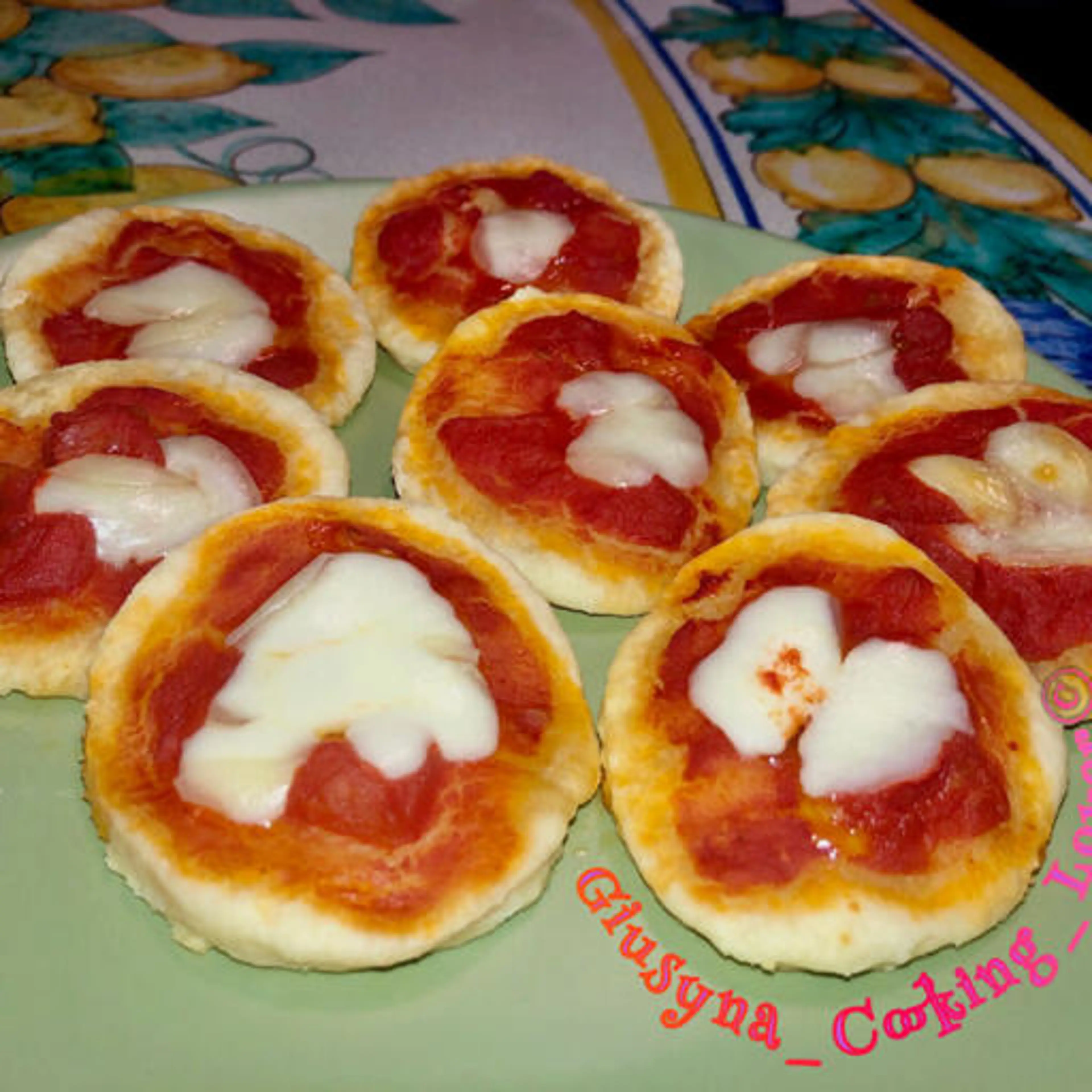 Express mini pizzas