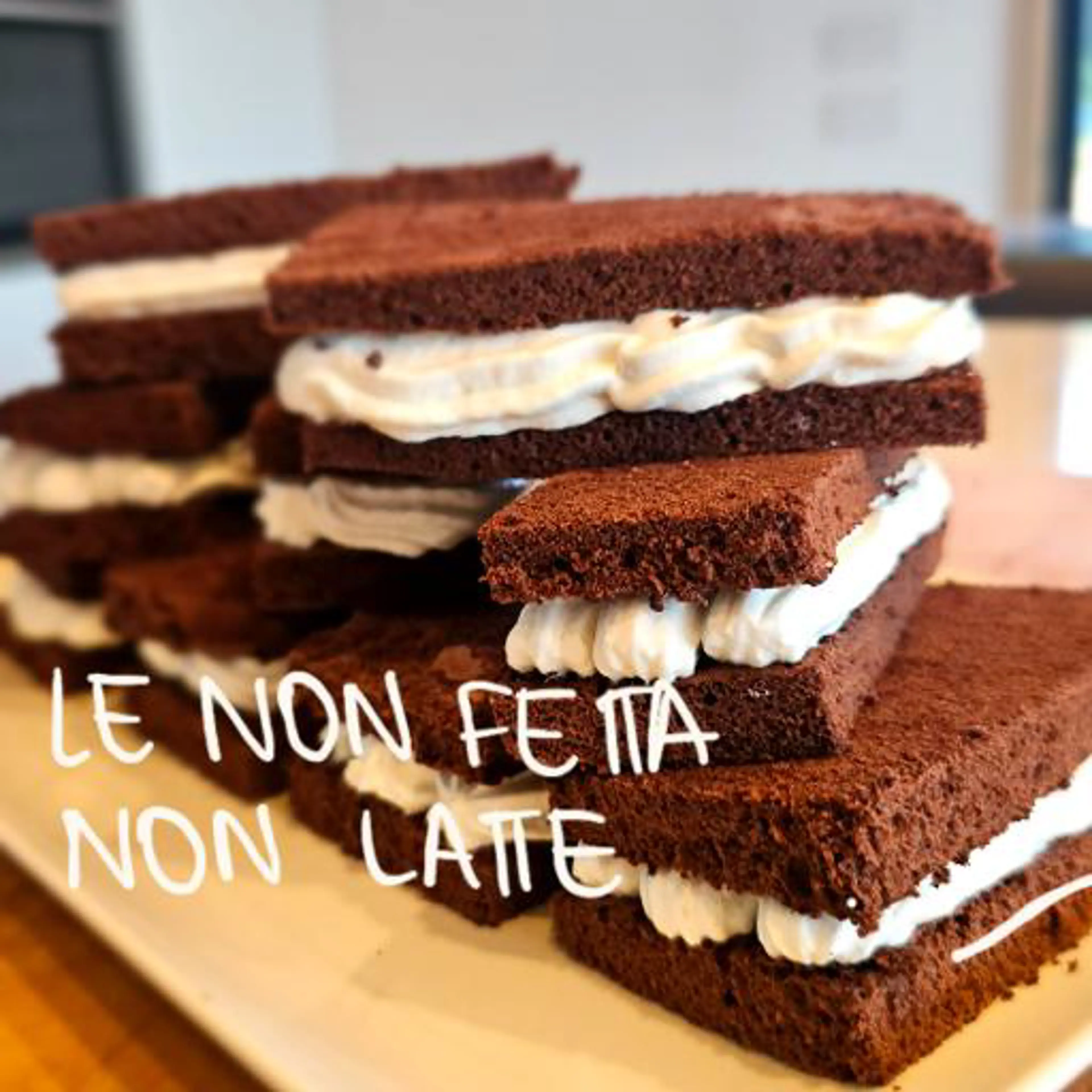Chocolate and cream slices, gluten-free and lactose-free
