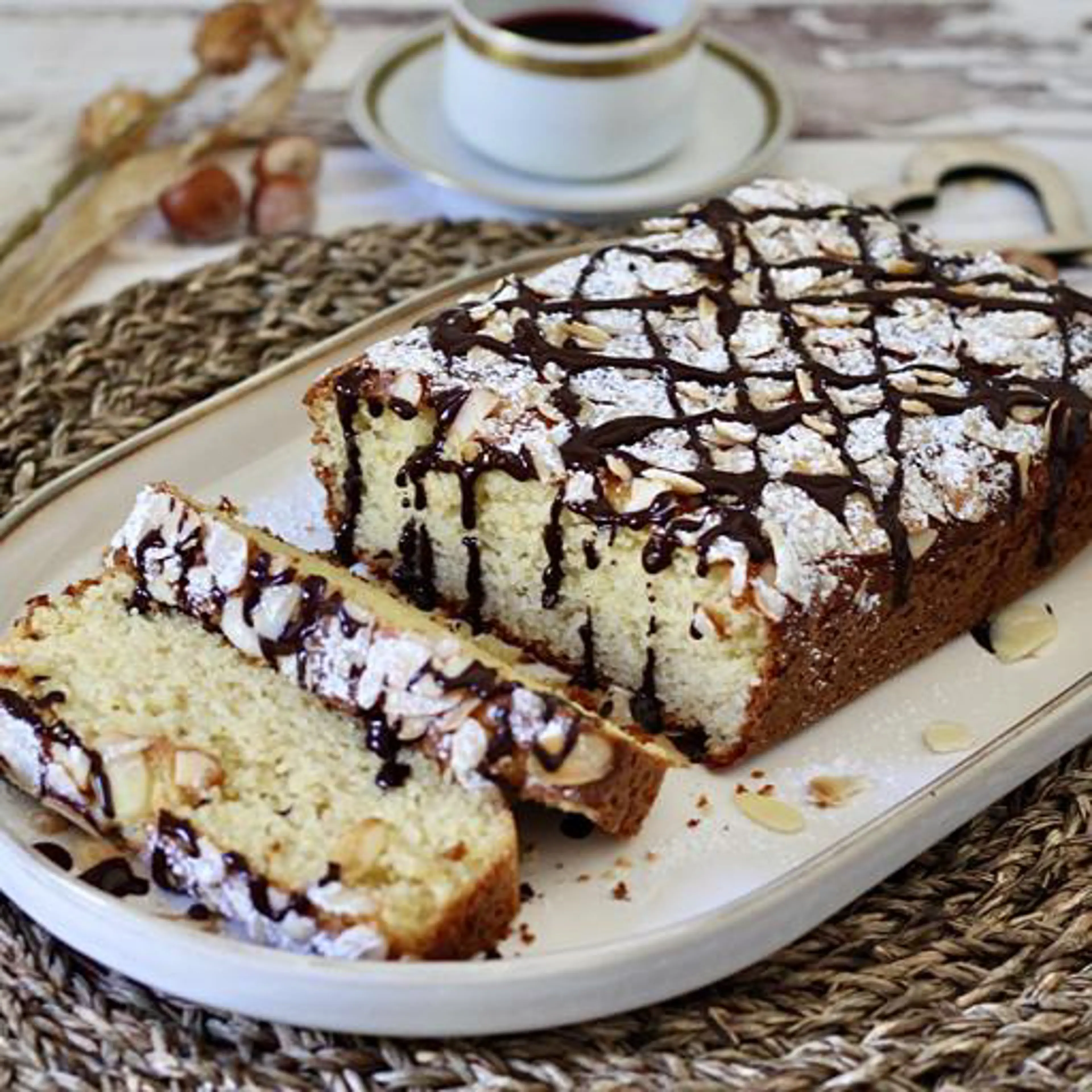 Apple-scented almond flour loaf cake