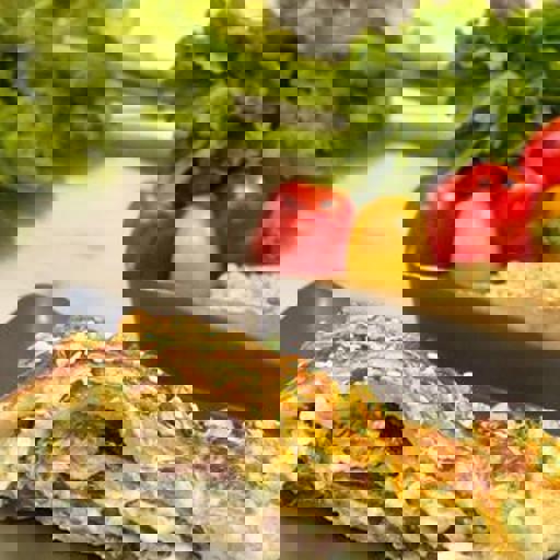 Strudel z hummusem i grillowanymi warzywami