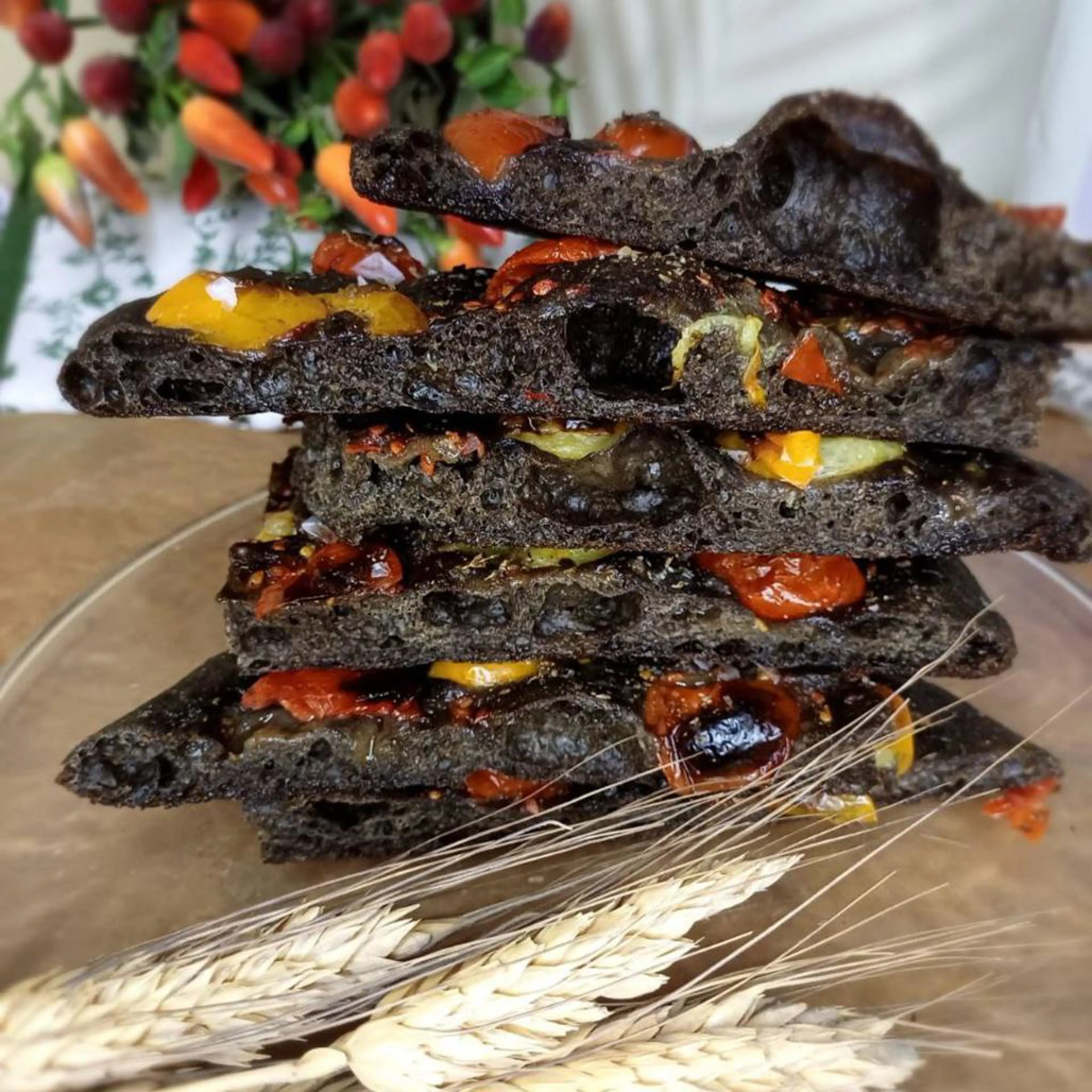 Black focaccia with 5 grains