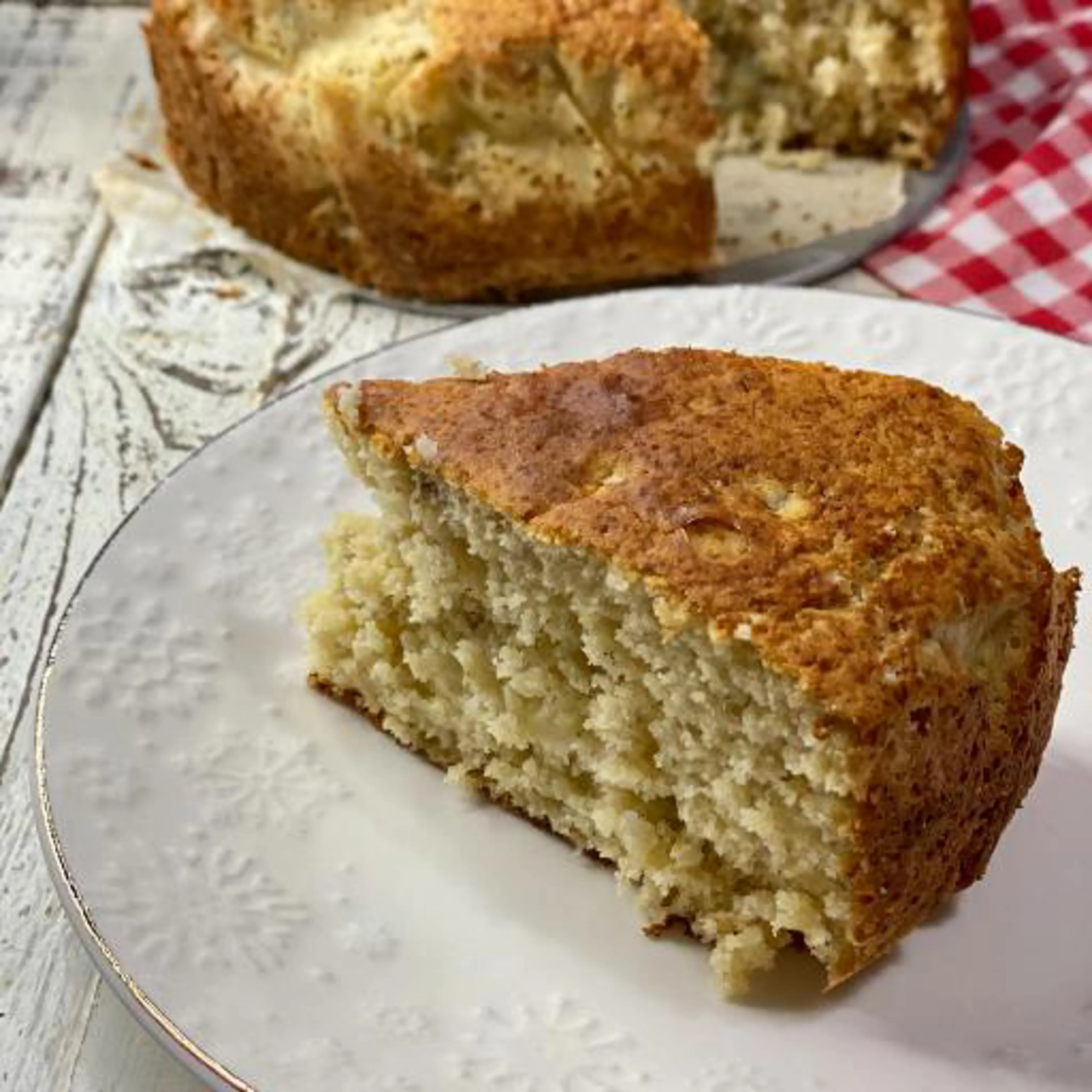 Banana cake