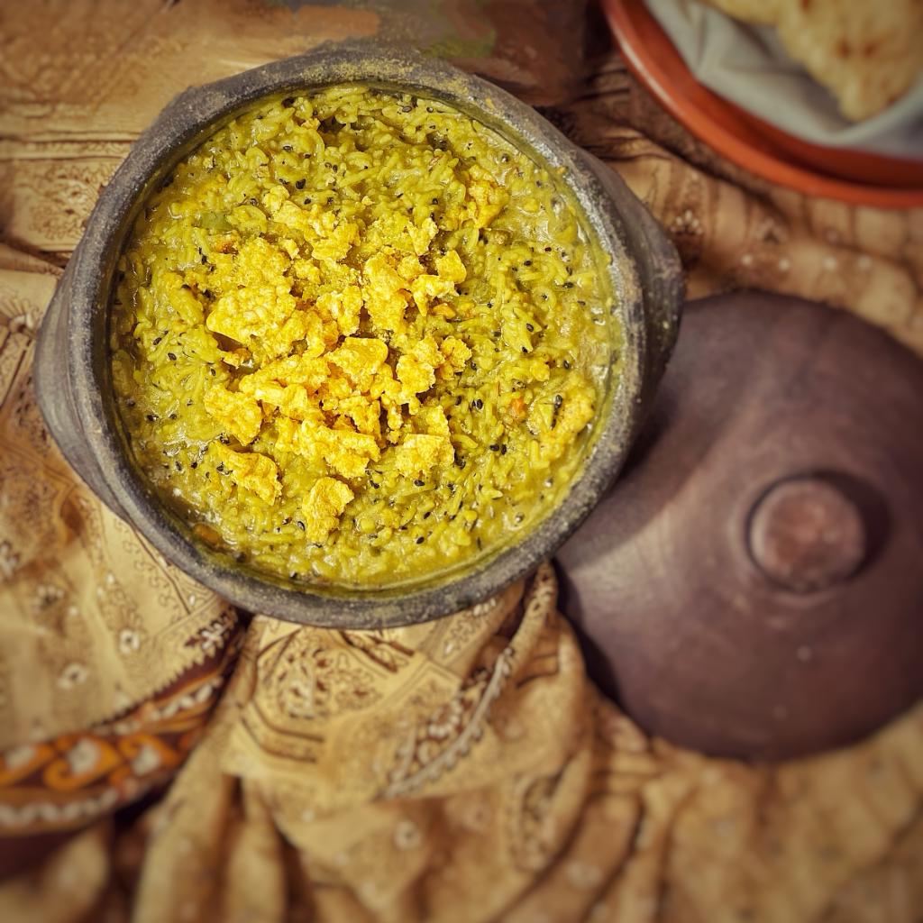 Gharwali dal khichdi (índia)