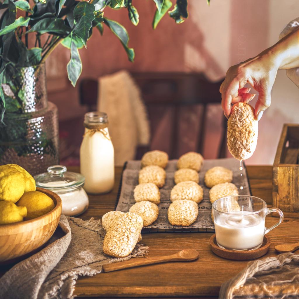 La foto della ricetta Biscotti integrali da inzuppo di Cortomaldestro adatta a Vegetariani, diete senza lattosio, diete senza nichel, pescetariani.