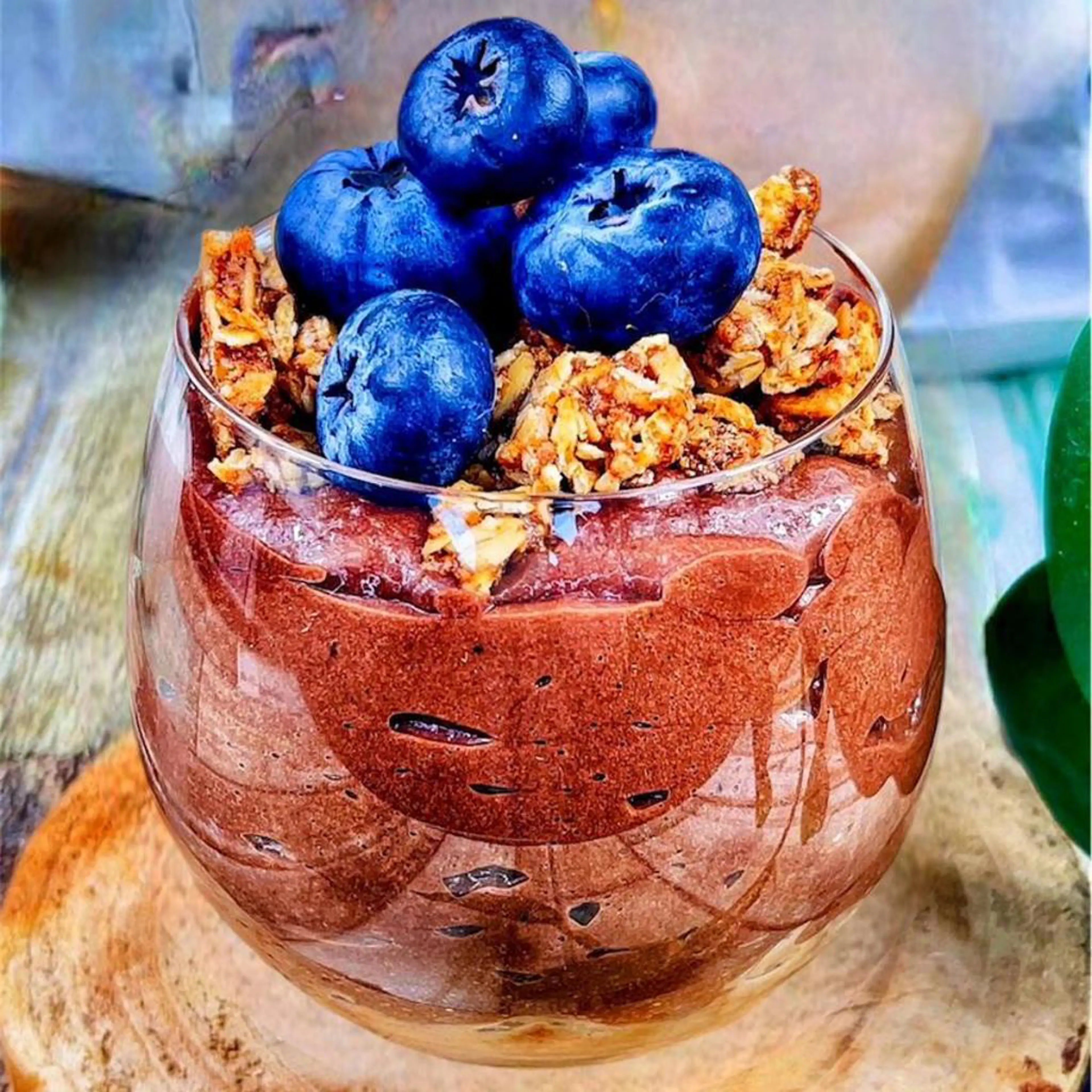 Pudding met vegan granola