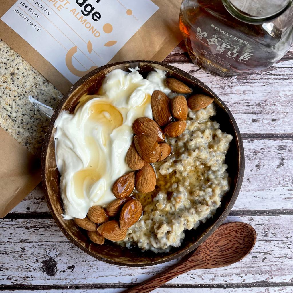 La foto della ricetta Porridge proteico all'albicocca di Bowlpros adatta a Vegetariani, diete senza glutine, pescetariani.