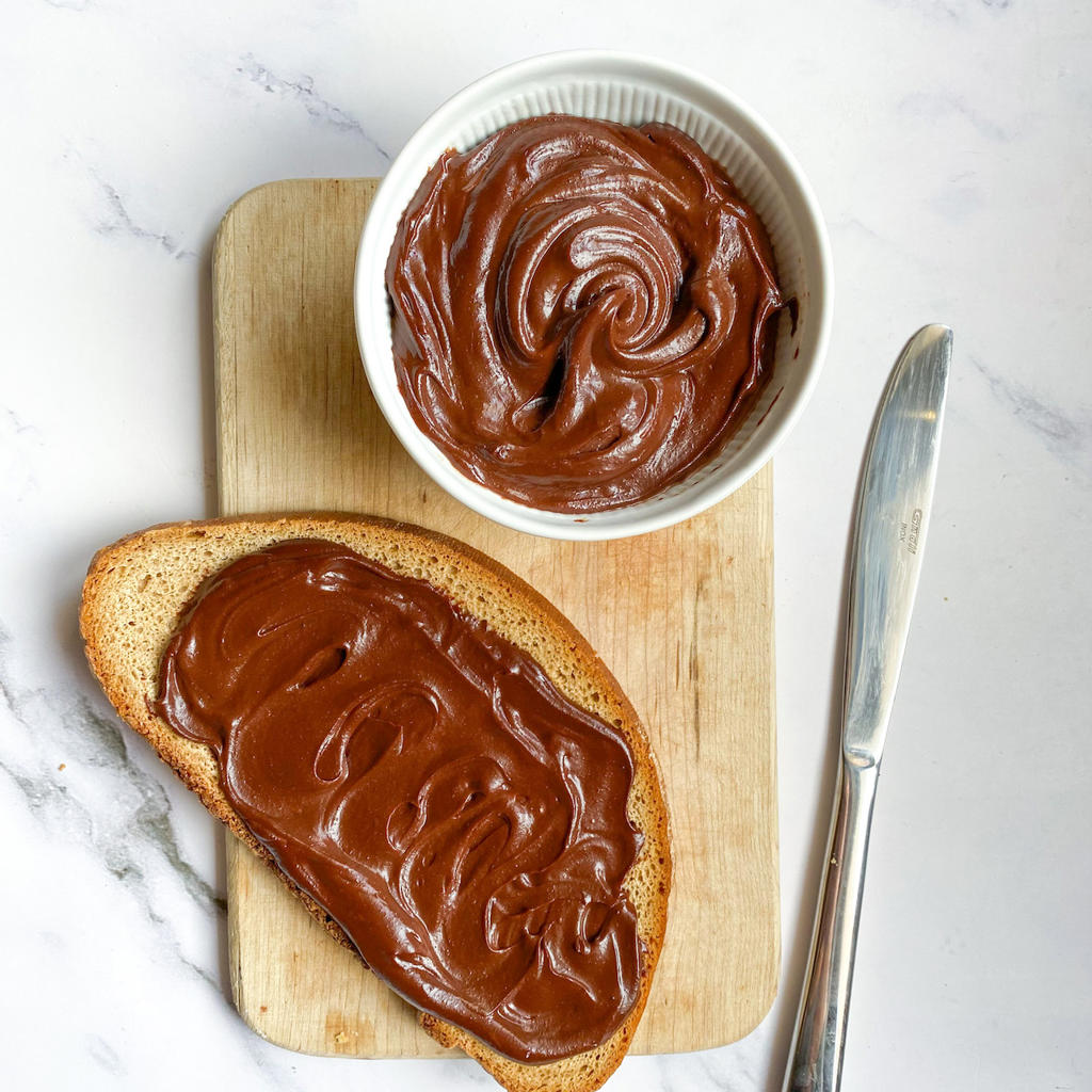 La foto della ricetta Nutella fatta in casa vegana e senza lattosio di Tuduu adatta a Vegetariani, vegani, diete senza lattosio, pescetariani.