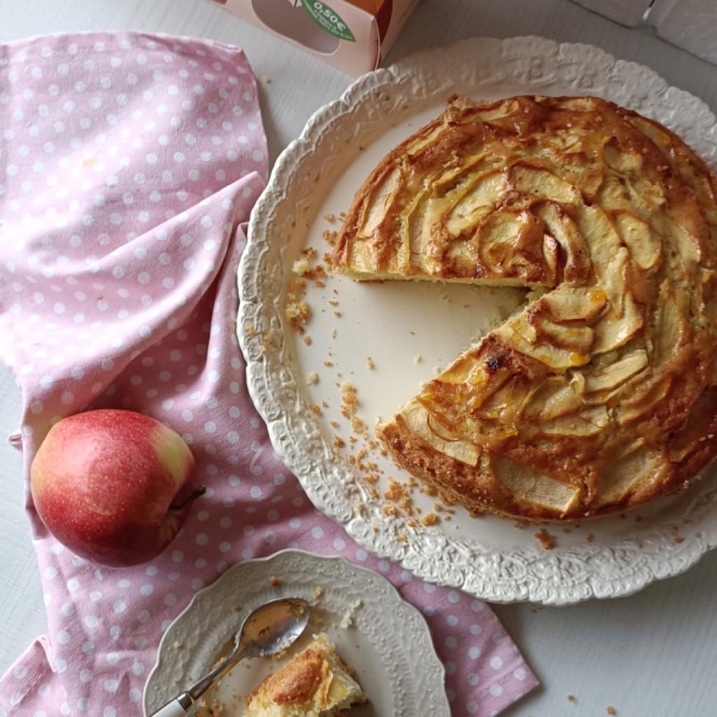 La foto della ricetta Torta di mele di CITRUS - l'Orto Italiano adatta a Vegetariani, diete senza lattosio, diete senza nichel, pescetariani.