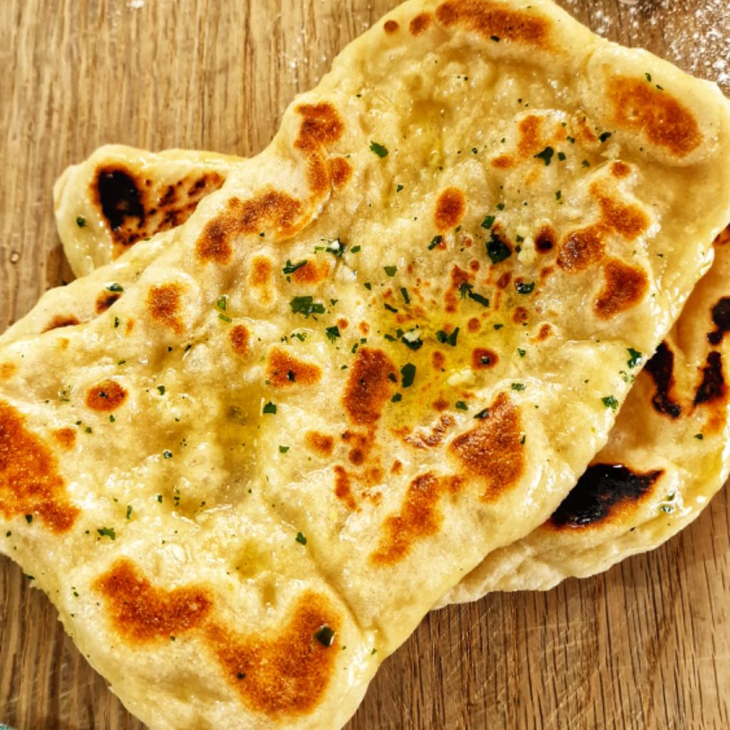 La foto della ricetta Pane naan di Persaincucina adatta a Vegetariani, diete senza lattosio, pescetariani.