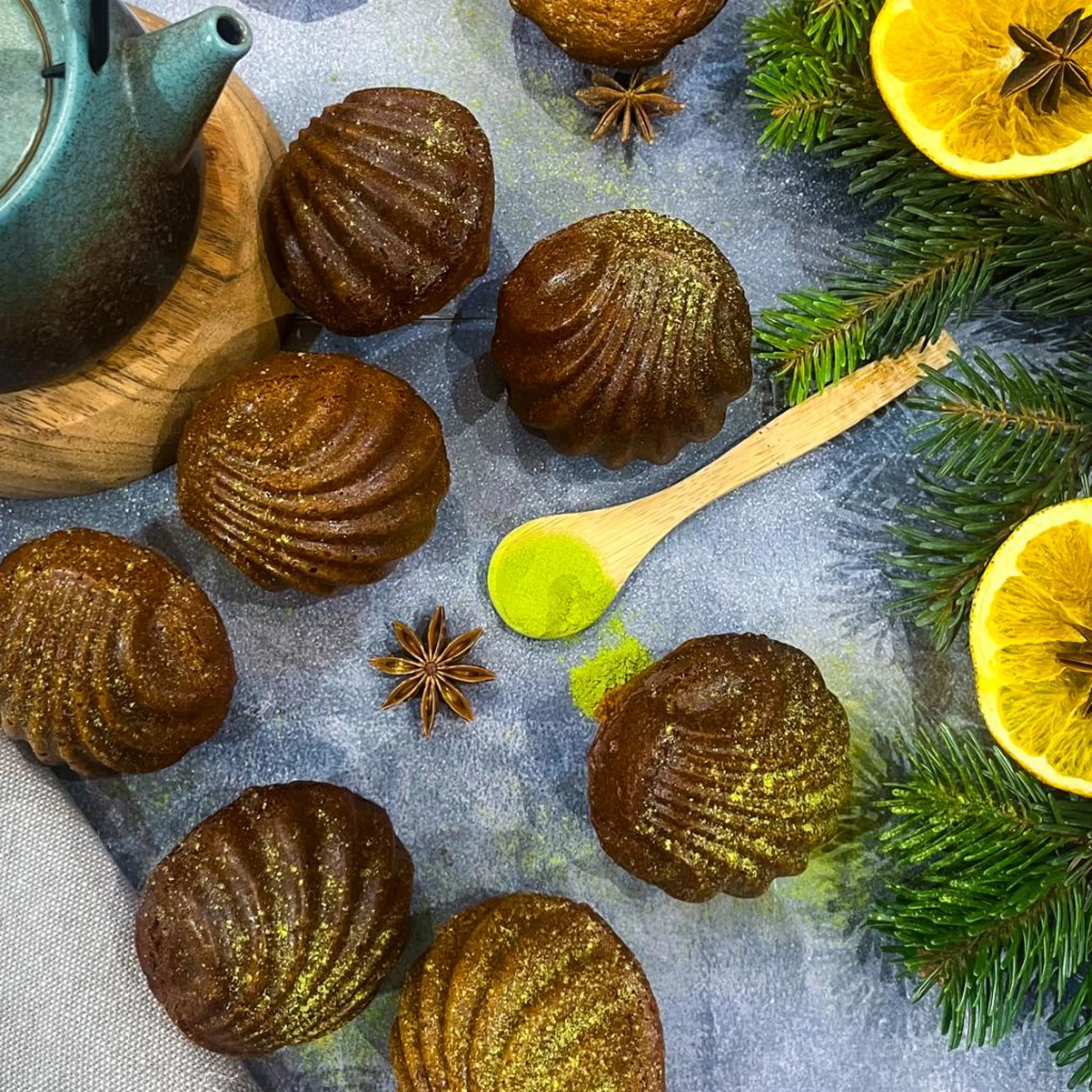 Matcha çaylı madeleine